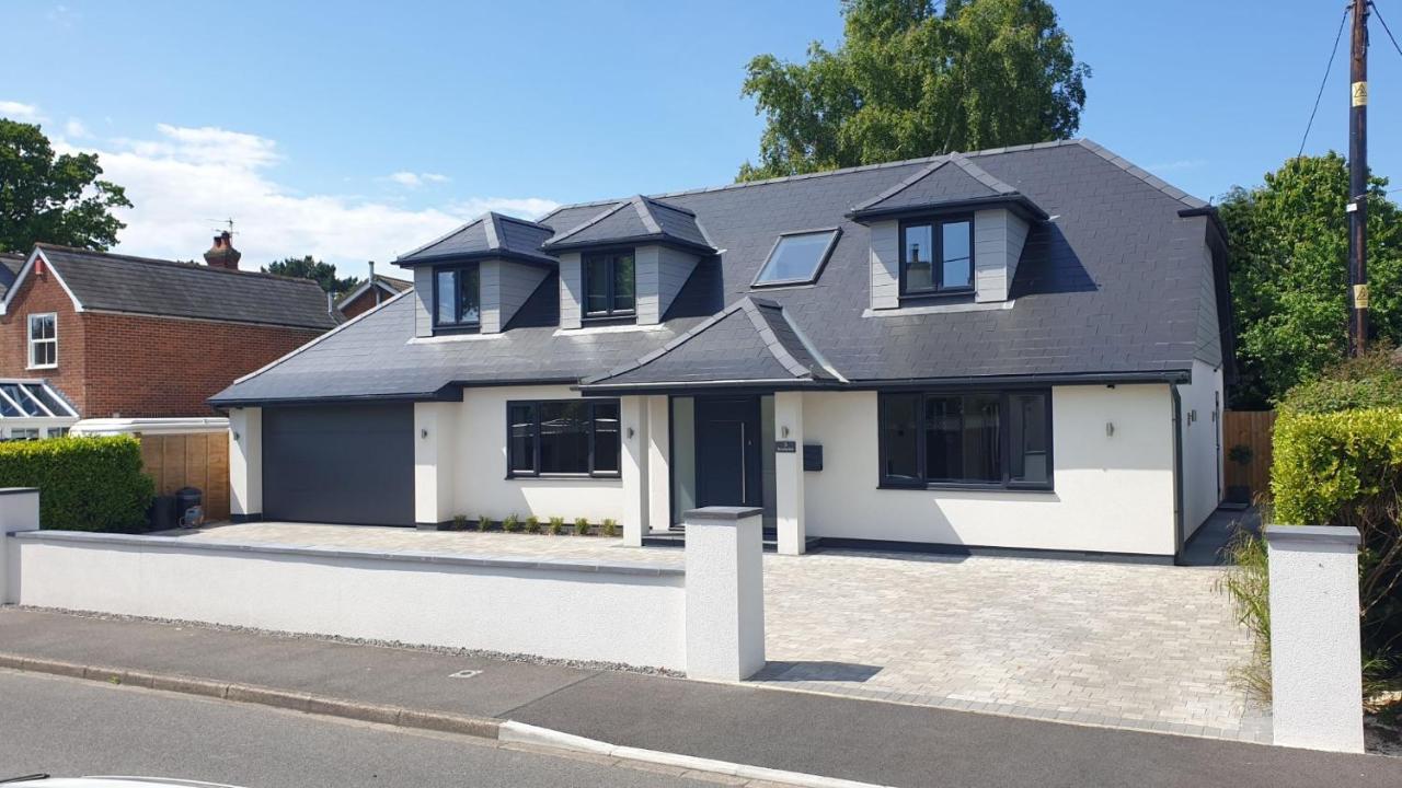 Large Modern Self Contained Apartment In Lymington Εξωτερικό φωτογραφία
